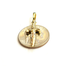 Load image into Gallery viewer, New 14k yellow Gold dagger knife 3D Pendant charm Unisex Gift fine jewelry 2.3g
