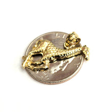 Load image into Gallery viewer, 14k yellow solid Gold Giraffe full body animal Pendant charm fine jewelry 1.7g
