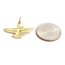 Load image into Gallery viewer, 18k yellow gold Farvahar Faravahar Persian Ahoura Mazda Zoroastrian pendant 2.7g
