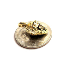 Load image into Gallery viewer, 14k yellow gold 3D Strawberry fruit Fresa leaf pendant charm fine jewelry 3.7g
