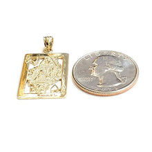 Load image into Gallery viewer, 14k yellow Gold Queen of hearts Pendant playing card gambling fine jewelry 3.6g
