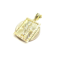 Load image into Gallery viewer, 10k yellow gold saint Jude San Juda pendant charm religious Fine jewelry 3.2g
