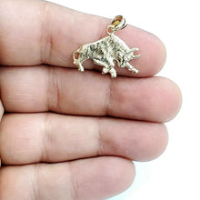 Load image into Gallery viewer, 14k yellow solid Gold taurus bull zodiac Pendant charm fine gift jewelry 2.2g
