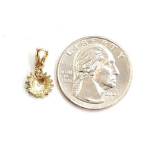 Load image into Gallery viewer, New 14k yellow Gold solid tiny sunflower girasol Pendant charm fine jewelry 0.7g
