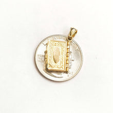 Load image into Gallery viewer, 14k yellow gold Holy Bible book pages our father prayer pendant jewelry 3.8g
