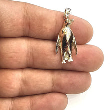 Load image into Gallery viewer, New 14k yellow Gold solid Penguin Bird Pendant charm gift fine jewelry 3g
