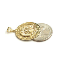 Load image into Gallery viewer, 14k yellow gold round Jesus pendant charm 0.98" gift religious fine jewelry 4.2g
