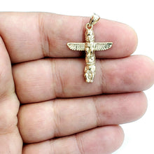 Load image into Gallery viewer, New 14k yellow gold Totem pole Mythology pendant fine jewelry 1.8g
