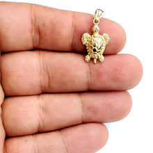 Load image into Gallery viewer, New 14k yellow gold solid turtle pendant charm lucky gift fine jewelry 2.4g
