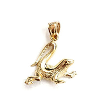 Load image into Gallery viewer, New 14k yellow Gold lizard Pendant animal charm gift fine jewelry 2g
