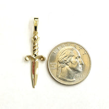 Load image into Gallery viewer, New 14k yellow Gold dagger knife 3D Pendant charm Unisex Gift fine jewelry 2.3g
