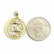 Load image into Gallery viewer, 14k yellow Gold round Pisces fish zodiac Pendant charm fine jewelry unisex 2.8g

