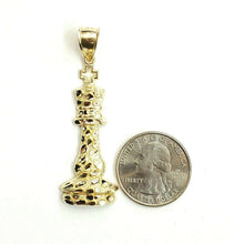 Load image into Gallery viewer, 10k yellow Gold nugget king chess piece Pendant charm diamond cut jewelry 4.2g
