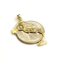 Load image into Gallery viewer, 14k yellow gold ITALIA ITALY outline map pendant charm gift fine jewelry 1.5g
