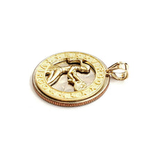 Load image into Gallery viewer, New 14k yellow Gold round Virgo zodiac sign Pendant charm astrology jewelry 2.4g
