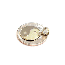 Load image into Gallery viewer, New 14k solid yellow Gold yin ying yang taoist symbol Pendant jewelry 0.62" 1.3g

