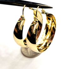 Load image into Gallery viewer, 14k yellow Gold Plain Hoop Earrings Wide Round Shiny fine jewelry for women 6.7g
