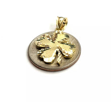 Load image into Gallery viewer, New 10k yellow Gold clover leaf lucky Pendant fine gift jewelry diamond cut 2g
