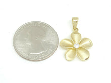 Load image into Gallery viewer, New 14k yellow Gold Hawaiian flower pendant cubic zirconia fine jewelry 1.9g
