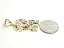 Load image into Gallery viewer, 10k yellow gold Jesus face head pendant charm fine gift religious jewelry 4.8g
