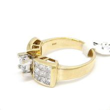 Load image into Gallery viewer, pre owned 1.75Ct Natural square Diamond 14k yellow Gold Engagement Ring Sz 7.75
