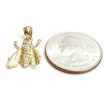 Load image into Gallery viewer, New 14k yellow Gold solid honey bee Pendant charm gift fine jewelry 1.9g
