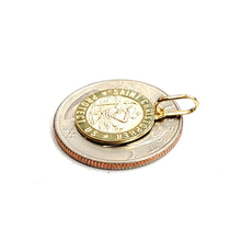 Load image into Gallery viewer, 14k solid yellow Gold round saint Christopher Pendant religious gift 0.60" 2.1g
