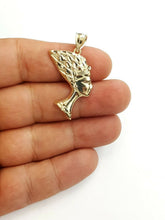 Load image into Gallery viewer, 10k yellow solid Gold Egyptian Nefertiti head queen Pendant fine jewelry 2.8g
