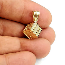 Load image into Gallery viewer, 10k yellow Gold 3D dice Pendant charm diamond cut gamble Vegas fine jewelry 2.6g
