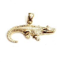 Load image into Gallery viewer, New 14k yellow Gold Alligator crocodile Pendant charm gift fine jewelry 2.7g
