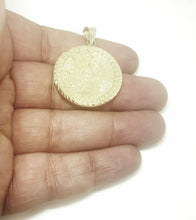 Load image into Gallery viewer, 14k yellow Gold Aztec Mayan sun calendar Azteca pendant gift jewelry 1.20" 6.8g
