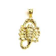 Load image into Gallery viewer, New 10k yellow gold scorpion Scorpio pendant charm zodiac sign Fine Jewelry 3.4g
