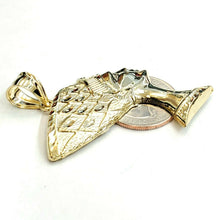 Load image into Gallery viewer, 10k yellow solid Gold Egyptian queen Nefertiti head Pendant fine jewelry 6.4g
