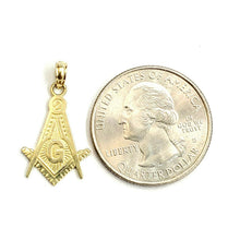 Load image into Gallery viewer, New 10k yellow Gold Freemason Masonic religious Pendant charm fine jewelry 0.9g
