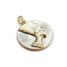 Load image into Gallery viewer, 14k solid yellow Gold Egyptian Nefertiti head queen Pendant fine jewelry 1.9g
