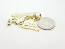 Load image into Gallery viewer, 10k yellow Gold eagle Pendant charm fine jewelry gift unisex diamond cut 8.5g
