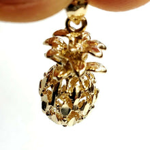 Load image into Gallery viewer, 14k yellow gold pineapple 3D diamond cut fruit pendant charm fine jewelry 2.7g
