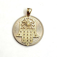 Load image into Gallery viewer, 14k yellow gold khamsa Hay hamsa hand lucky Jewish filigree pendant jewelry 1.7g

