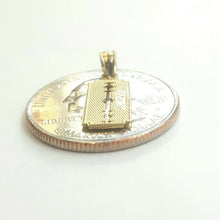 Load image into Gallery viewer, 14k yellow gold tiny razor blade pendant charm Fine Jewelry Gifts unisex 0.8g
