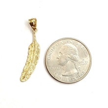 Load image into Gallery viewer, New 14k Yellow Gold solid feather Pendant Unisex gift fine jewelry 1.1g
