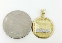 Load image into Gallery viewer, 10k two-tone gold round last supper pendant charm 0.75" religious jewelry 1.9g
