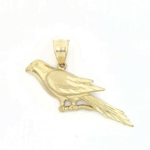 Load image into Gallery viewer, New 14k yellow Gold parrot bird Pendant charm gift fine jewelry unisex 3.6g
