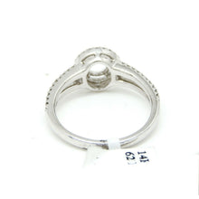 Load image into Gallery viewer, 0.37Ct Natural Diamond 14k White Gold Semi Mount halo center round Ring size 6.5
