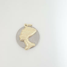 Load image into Gallery viewer, 14k yellow Gold 3D hollow egyptian queen nefertiti head Pendant fine gift 2.1g
