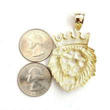 Load image into Gallery viewer, 10k yellow Gold lion head face crown Leo zodiac Pendant charm fine jewelry 7.7g
