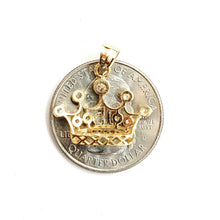 Load image into Gallery viewer, 14k yellow gold 15 años 15 years crown pendant cubic zirconia jewelry 1.8g
