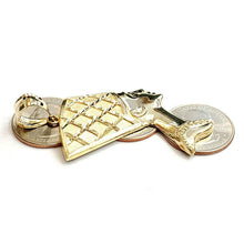 Load image into Gallery viewer, 10k solid yellow Gold Egyptian queen Nefertiti head Pendant fine jewelry 7.1g
