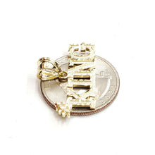 Load image into Gallery viewer, New 10k yellow Gold KING Crown word Pendant charm diamond cut fine jewelry 2g
