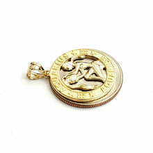 Load image into Gallery viewer, 10k yellow Gold round Aquarius zodiac astrology Pendant charm fine jewelry 2.3g
