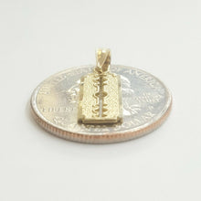 Load image into Gallery viewer, 14k yellow gold tiny razor blade pendant charm Fine Jewelry Gifts unisex 0.8g
